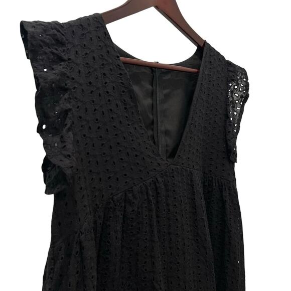 Romper Womens Medium Black Lace Eyelet V Neck Ruffle Strap Lined Shorts Summer - Picture 3 of 10